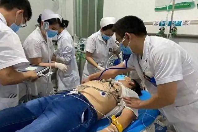 52岁男子猝死，生前每天雷打不动吃降压药，检查后:犯了5个错误