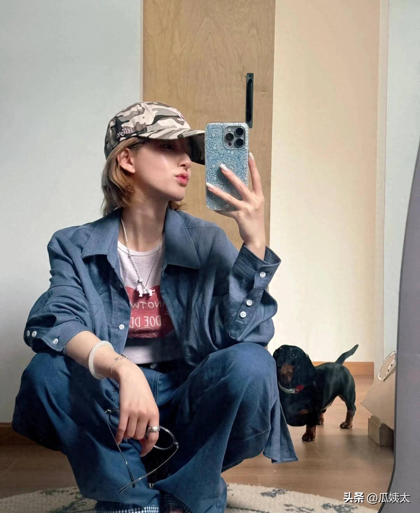 原创            赵露思现在彻底被软封杀了吧，人还是不能太作，没戏拍没综艺找她