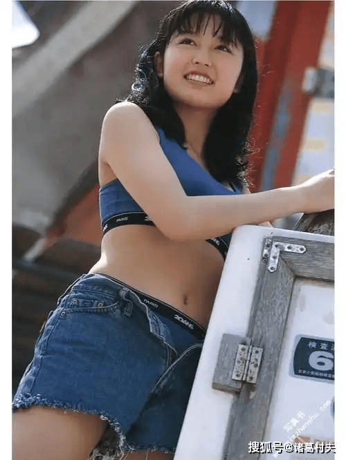 原创            这谁顶得住！三津谷叶子写真赏