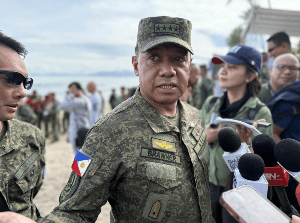 菲军参谋长：已将中国人赶出仁爱礁，很快将向断粮三个月的坐滩士兵提供补给