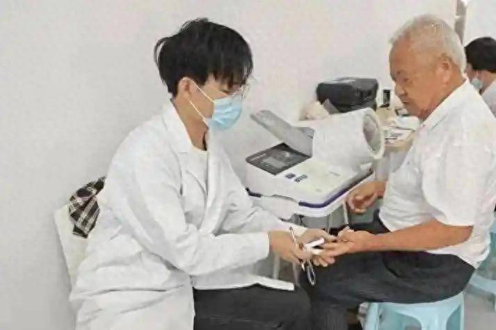 牛磺酸再立新功！医生调查发现：补充它，或可缩小动脉硬化斑块