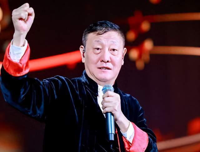 原创            表面上德高望重，背地里却“玩得很花”，这些名人太令人意外了