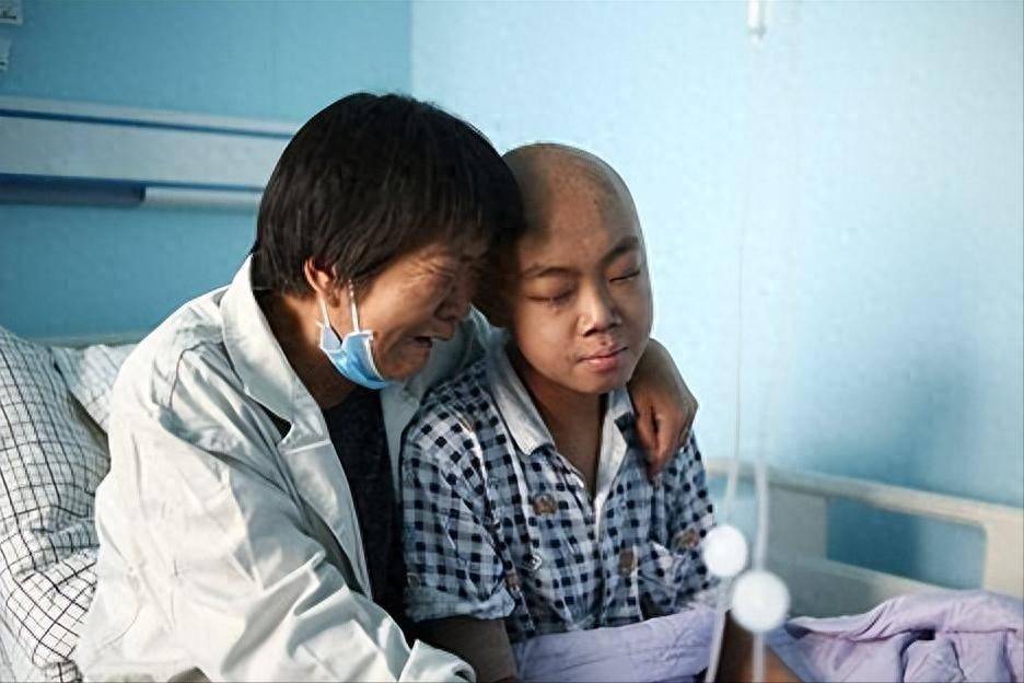 15岁男孩白血病离世！医生惋惜：如果家中有这3种东西，趁早扔掉