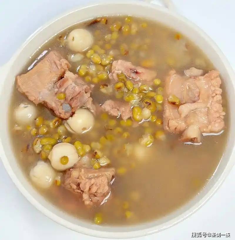 末伏是排毒黄金期，抓紧吃8道菜，排除湿毒，健康度秋