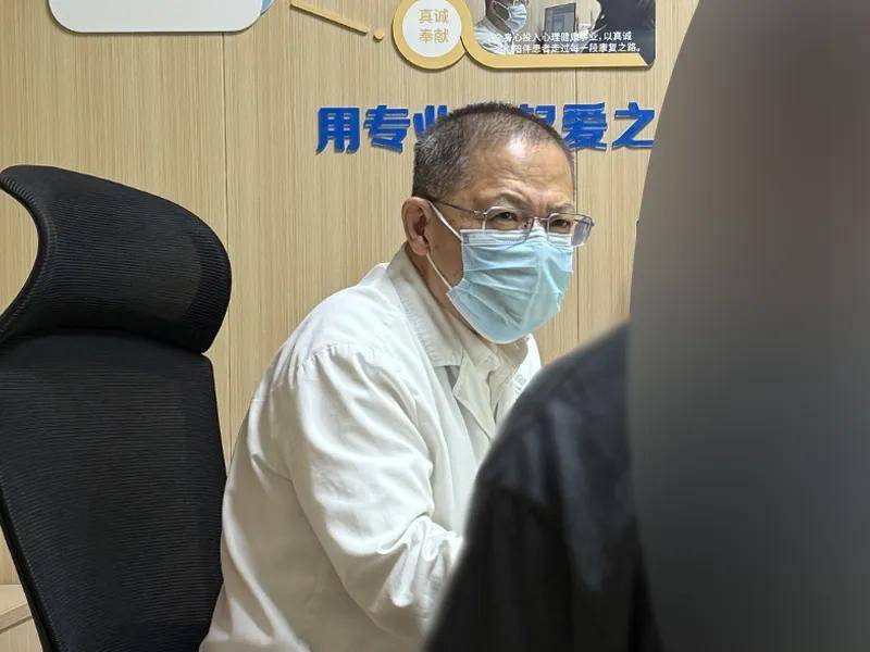 9-14岁青春期警钟：家长必须关注的8大心理隐患！