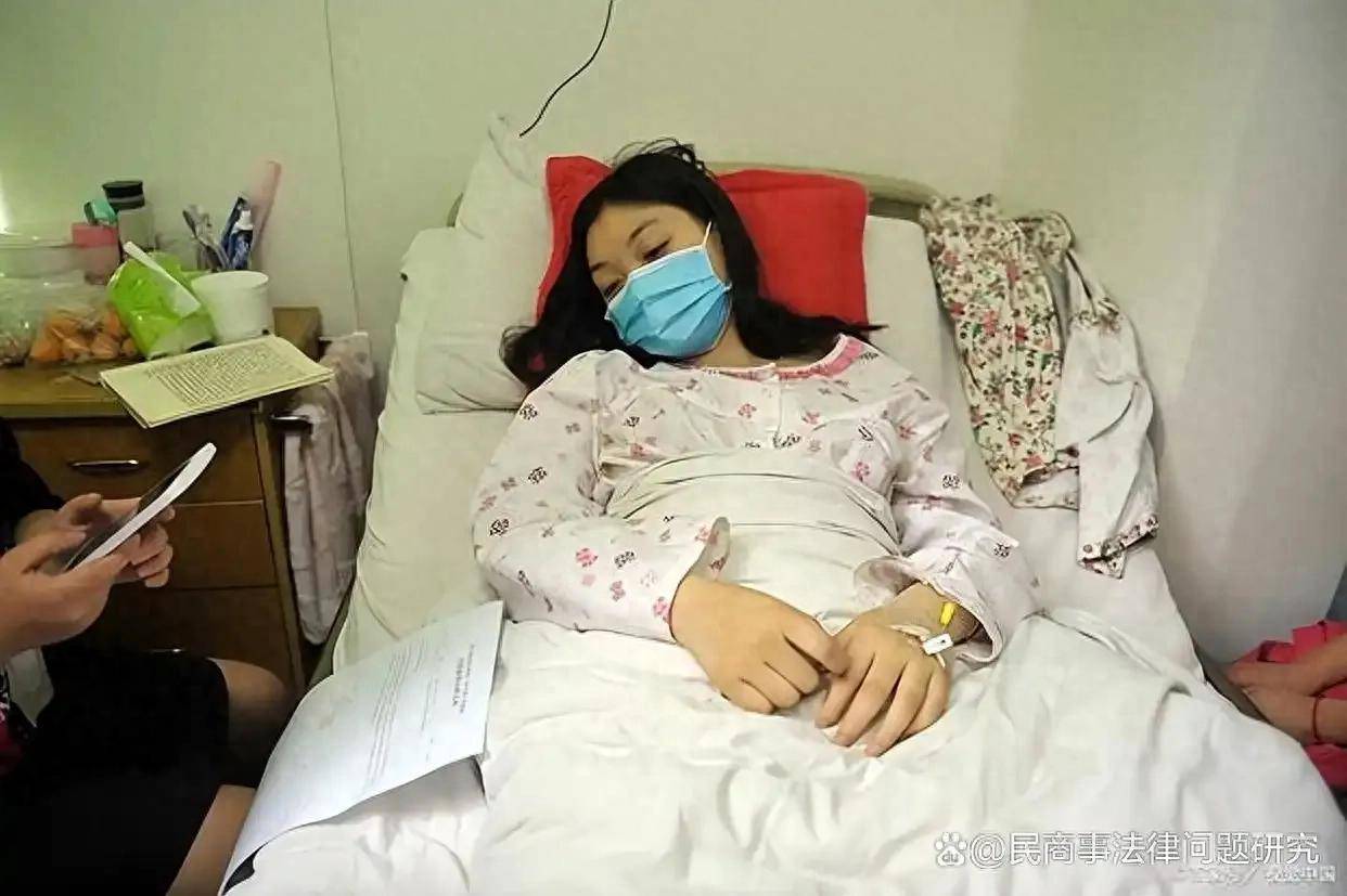 原创            儿子说妻子身上有腐臭味，去医院检查后医生傻眼：肚子里全是毛发