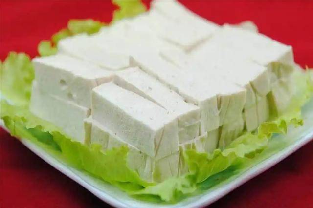 豆腐是血脂“抑制剂”？医生：若想要血脂正常，可多吃这5种食物