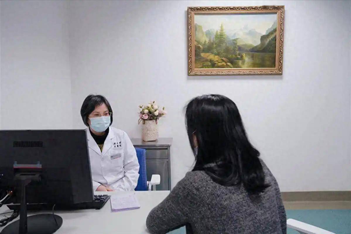 心梗去世的人越来越多？医生劝告：天热宁可打牌，别做这6事！