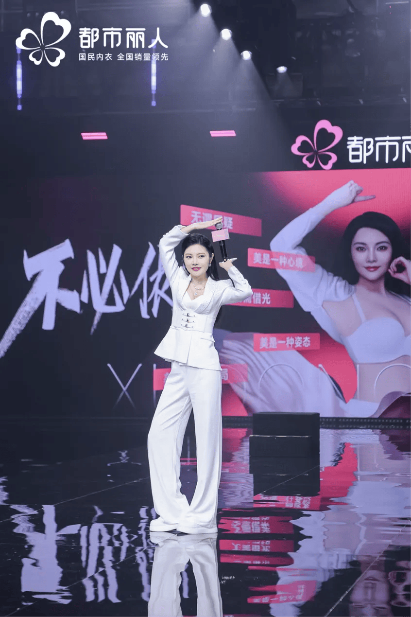 中国最懂女人的男人：牵手林志玲，年入30亿