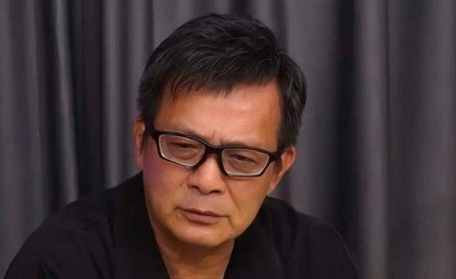 TVB前男星自曝失业惨况，无戏拍无工作邀约，至今未走出丧妻阴霾