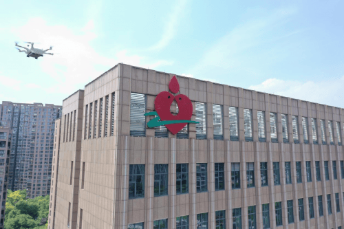 无人机打通空中生命线：200万飞行公里背后的医疗革命