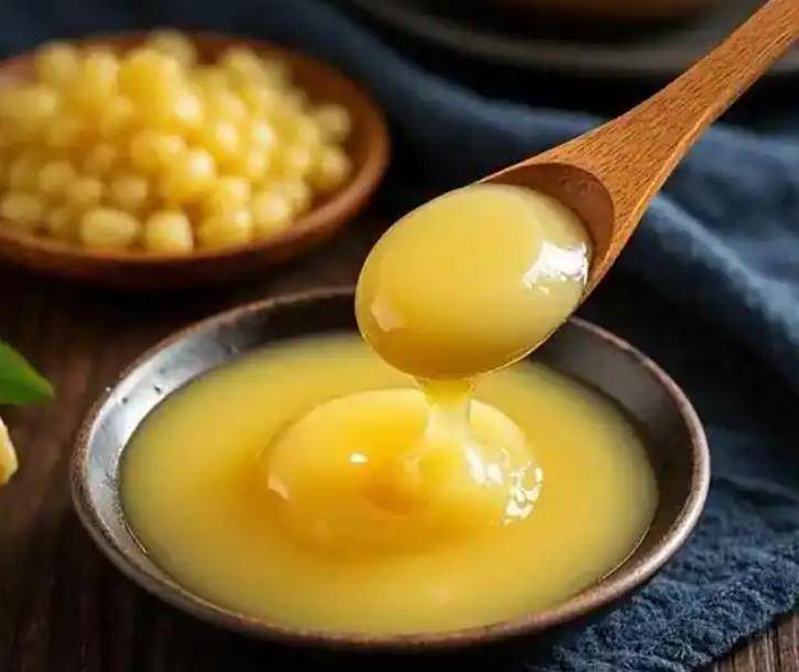 蜂王浆的正确吃法和做法：它的好处有哪些？是热性还是凉性？分享注意事项