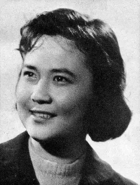 曾出演《羊城暗哨》，著名演员宏霞逝世，享年94岁