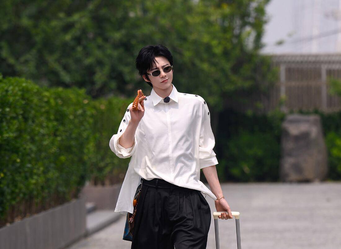 原创            陈赫虽然帮陈星旭逃过一劫，但是却让观众看到了真人秀的“假”