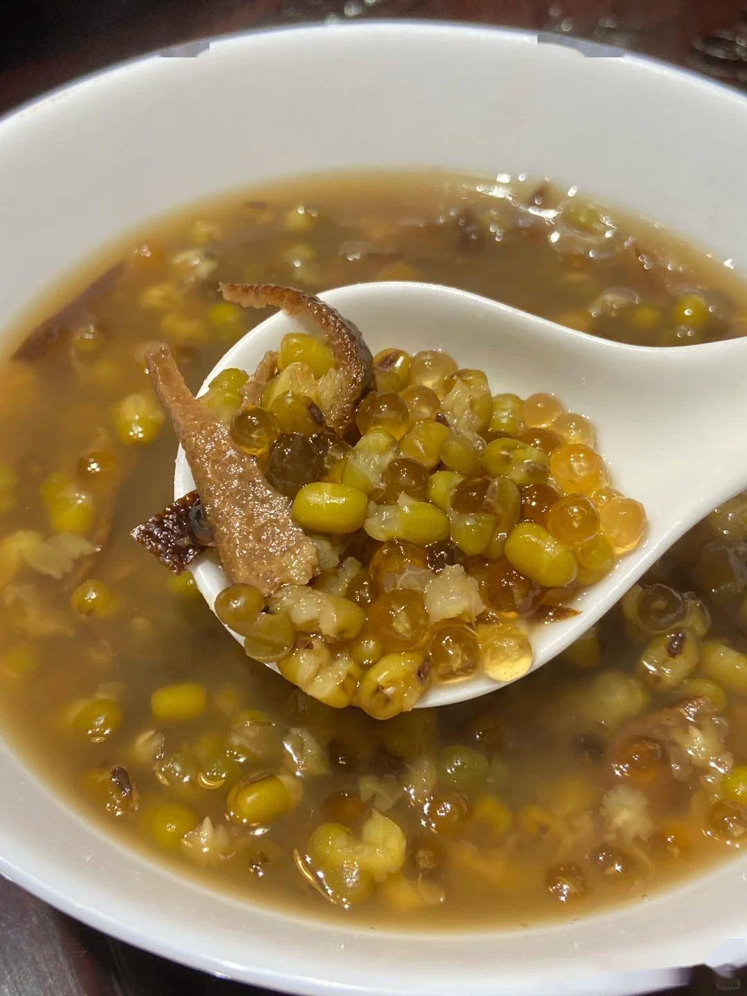 原创            三伏天喝绿豆汤反伤脾？加3片陈皮和半把小米，祛湿不寒凉