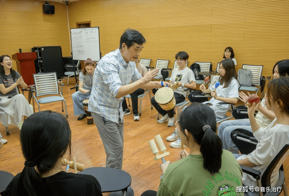 武汉科技大学音乐心理朋辈辅导惠及万余学生