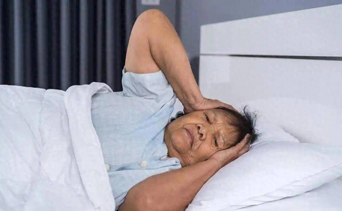 有没有血栓，睡觉就知道？体内有血栓的人，睡觉多半有这3个表现