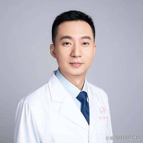 “中国医师节”来临之际，皮肤科医生：治愈皮肤，更治愈心灵