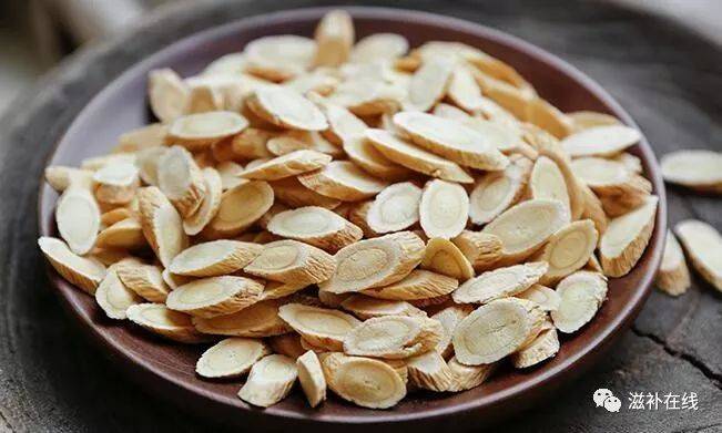 黄芪+党参+当归 这碗三宝汤，女人要多吃