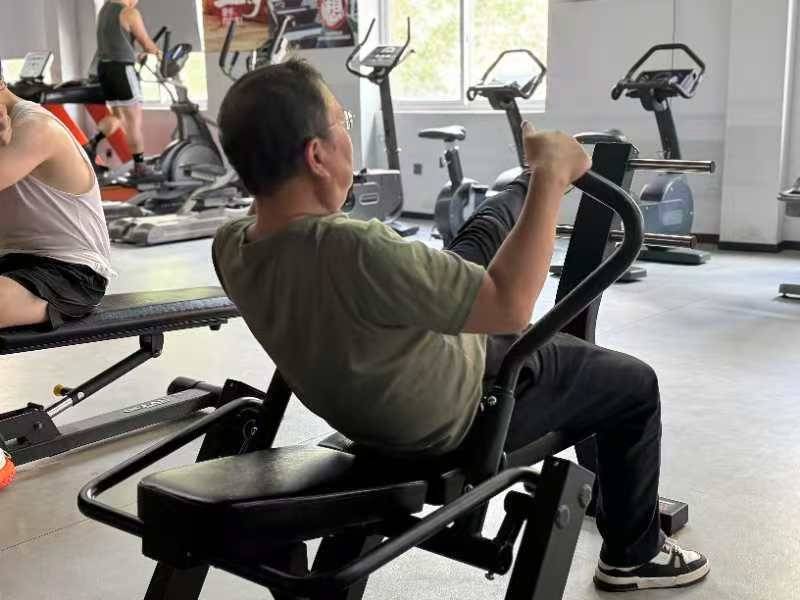 宁波一小区业主减重1斤抵扣30元物业费，物业公司：减重最多的业主已瘦13斤