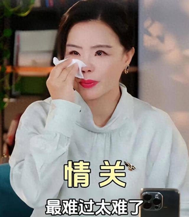 原创            龚琳娜首谈离婚真相，自曝老锣出轨，她输给了一个离婚带娃的女人