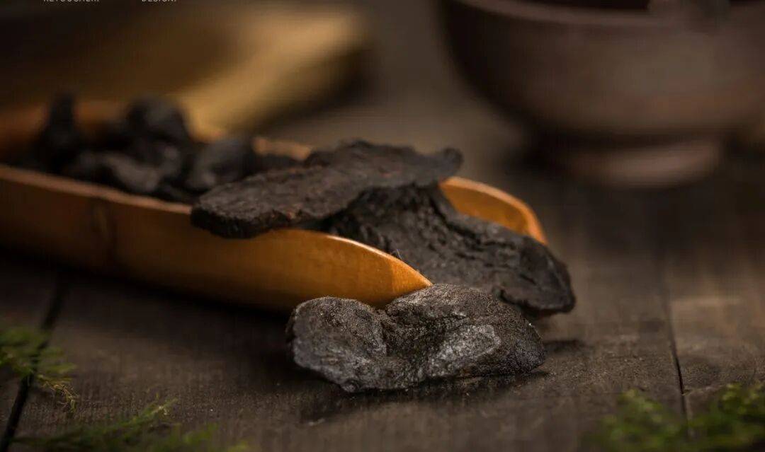 【漫话中医本草】从家常药膳到中医圣品——走进地黄的奇妙世界