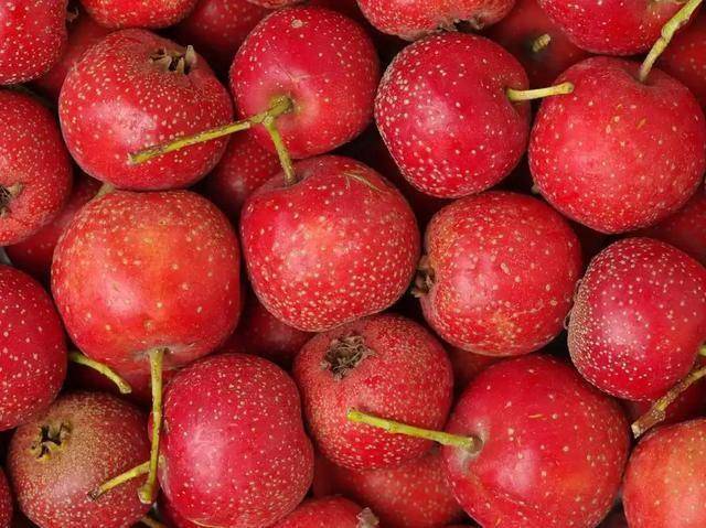 医生发现：经常吃山楂的动脉硬化患者，不用多久，或会收获3改善