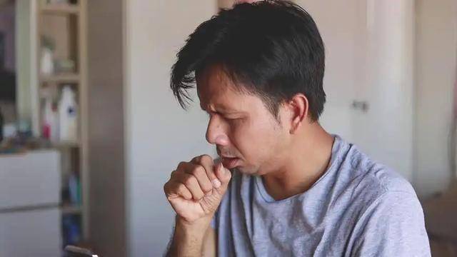 没有咳嗽却确诊肺病！医生警告：这四个身体信号再忽视就晚了