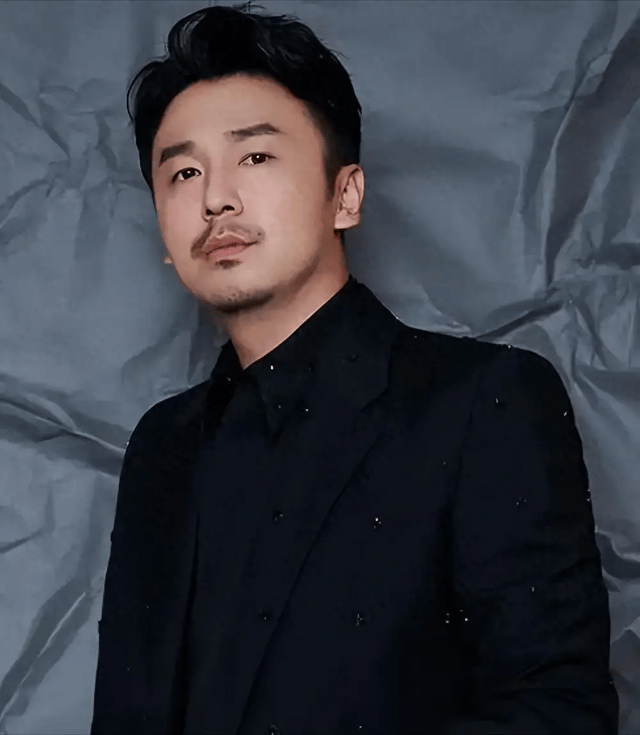 原创            在各大电影中穿梭的雷佳音，口碑是怎么坏掉的？