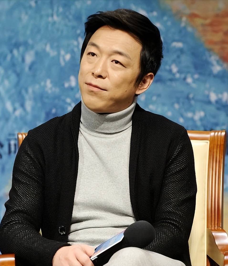 原创            钱再多也没用！继李连杰后，黄渤又传来噩耗，妻儿成为牵挂