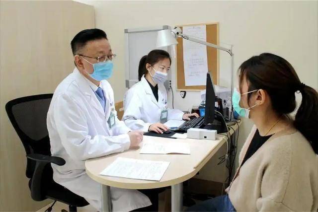 医生调查1800例抑郁症患者，惊讶发现：易得抑郁症的人，有4共性