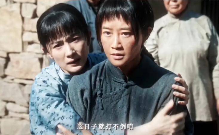 原创            红肚兜、小马鞭！《生万物》蓝盈莹演技太惊艳，杨幂显得黯然失色