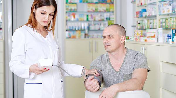 善德堂丨彭伟丽医生：高血压患者日益增加，年纪大了，尽快摒弃三种不良习惯