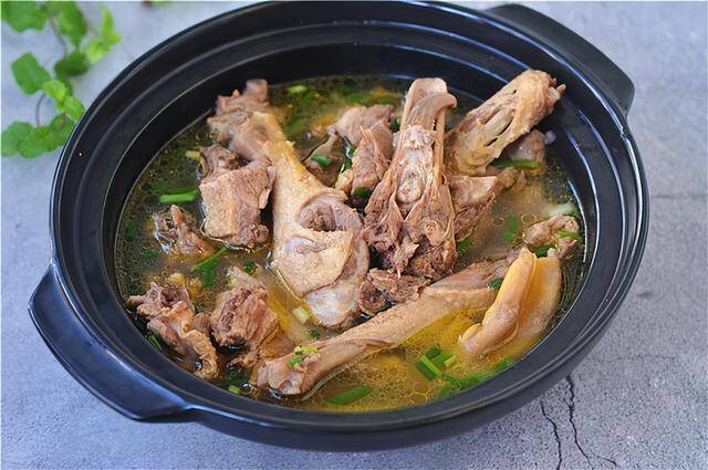 处暑必喝金秋第一汤！赶走秋老虎，祛湿滋阴养脏腑，全家安度秋冬