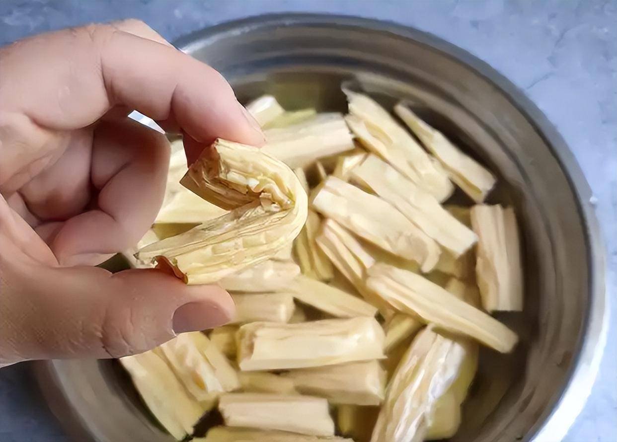 医生提醒：不要买！不要吃！里面含有硼砂，危害健康，别害了自己