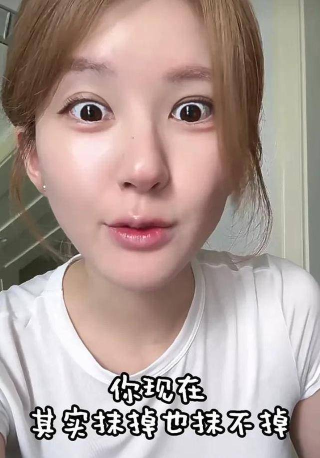 原创            业内警告赵露思！提醒她不要碰助农：别骑在基层人员头上抢功劳