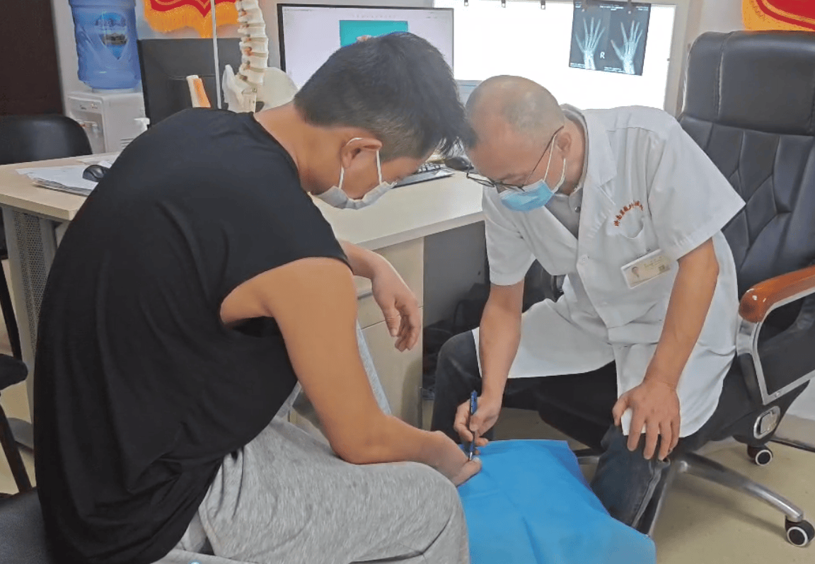 辗转两千多公里，小伙子在济南显微外科医院完成断指再造