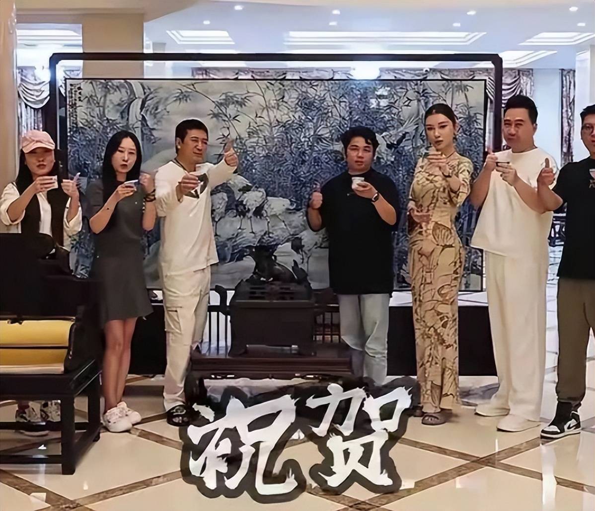 原创            杨子离婚7个月火速有新欢，23岁李隽子入驻杨家豪宅，身份不简单