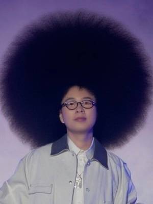 杜海涛晒自己AI爆照头造型 搞怪可爱喜感十足