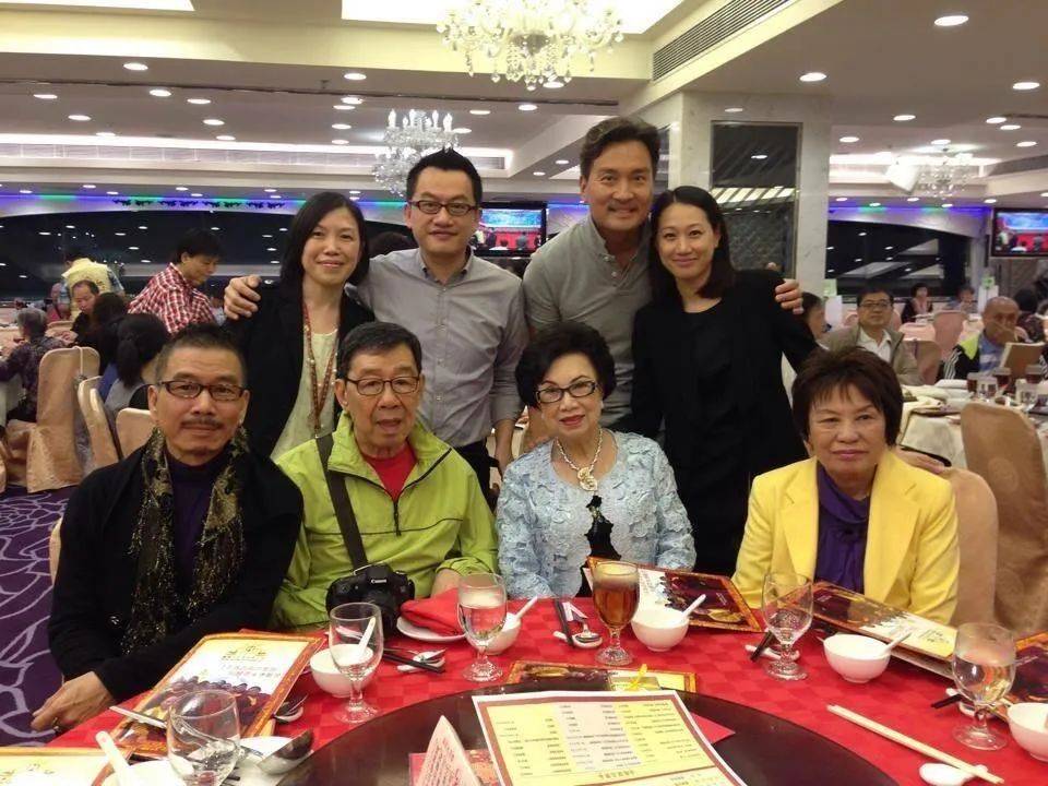 永远怀念！TVB知名老戏骨离世6周年生前珍贵照片曝光，89岁仍带病拍戏