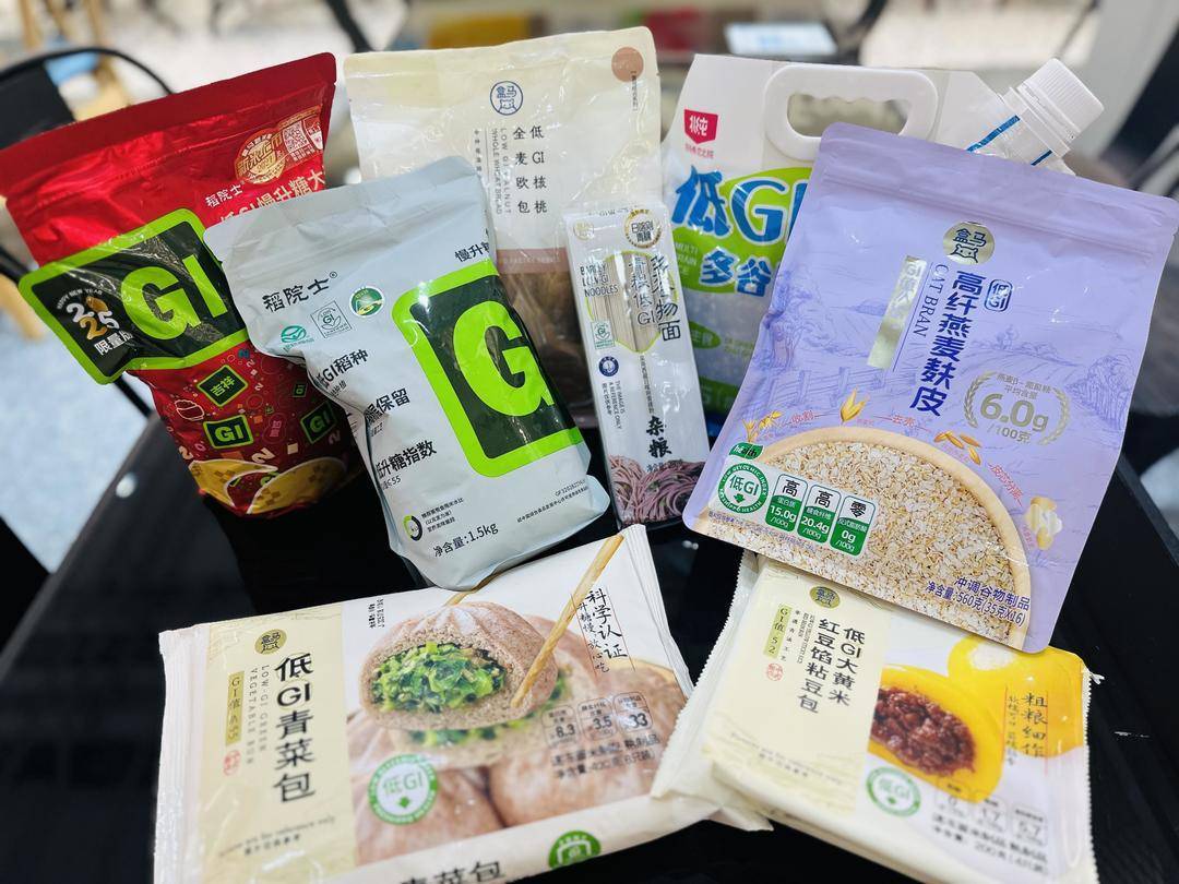 想吃碳水却怕升糖？低GI商品成减重社交“新宠”