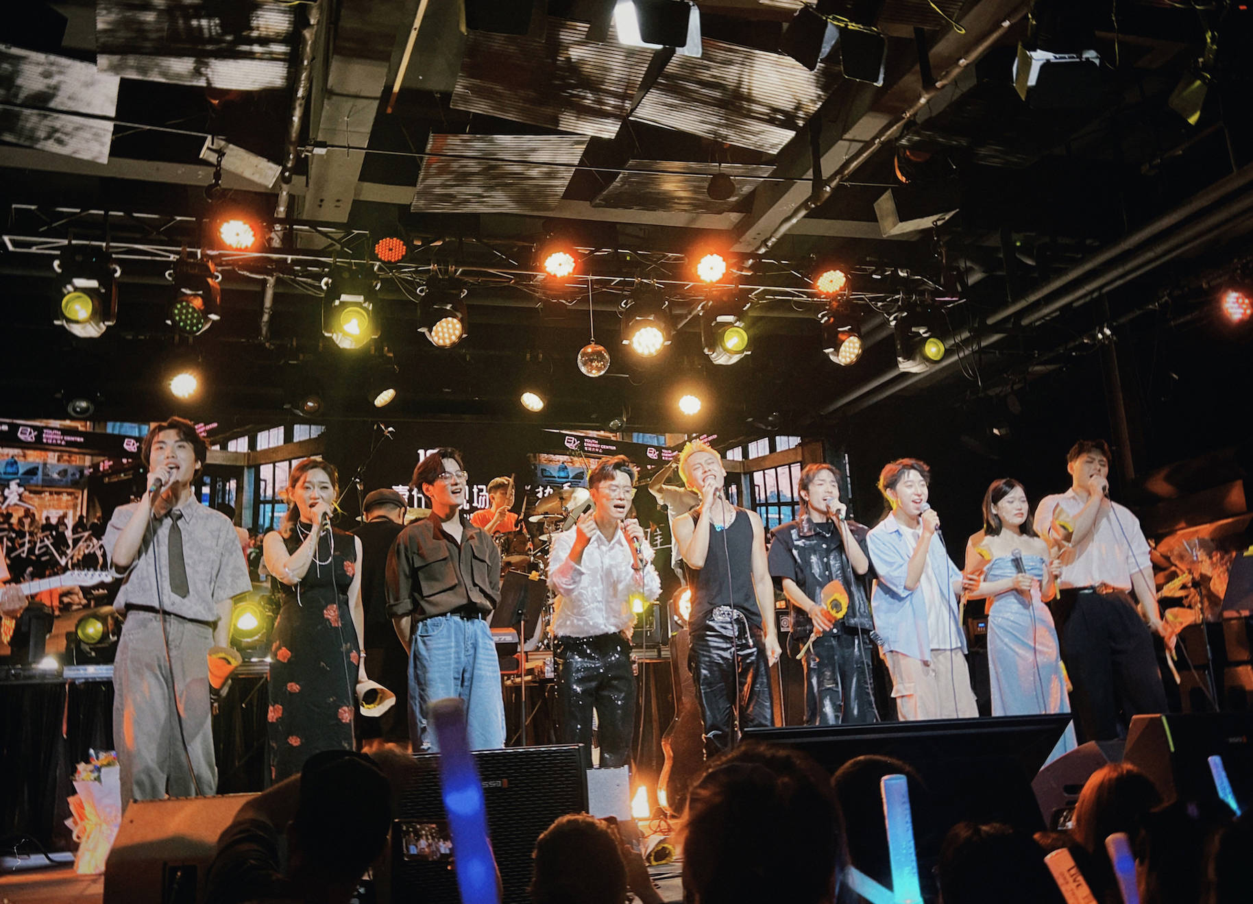 音乐路演团队“壹仟个现场”燃爆周年庆典