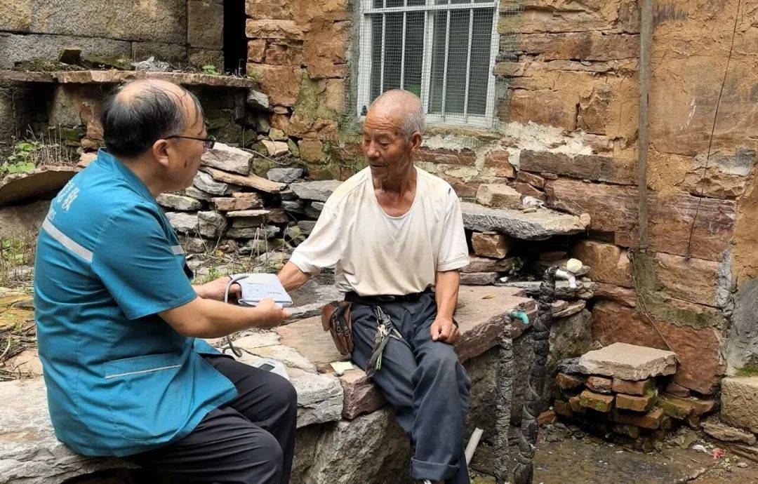 张记龙：太行深处的“健康守门人”