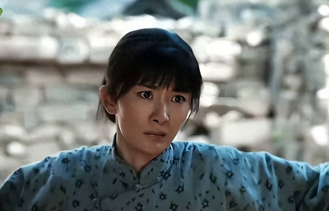 原创            杨幂被央媒“点名”，参演新剧暴露真实处境，娱乐圈地位又变了