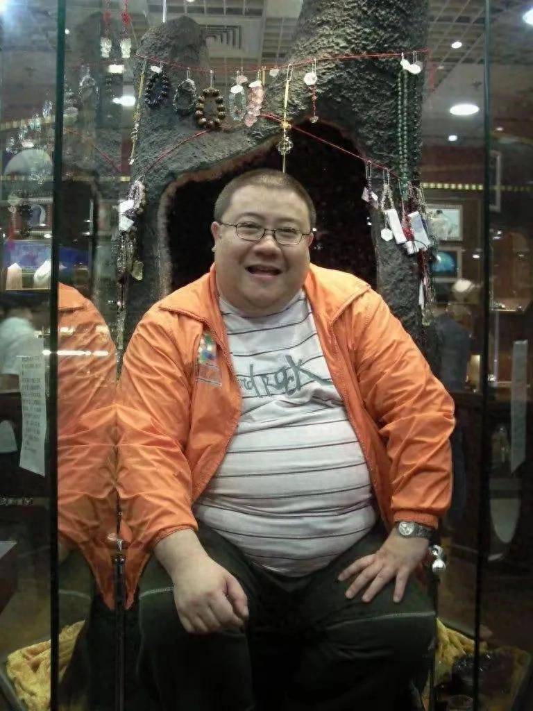 “亚视忠臣”回忆被换角因祸得福，金牌绿叶顶替拍戏严重受伤