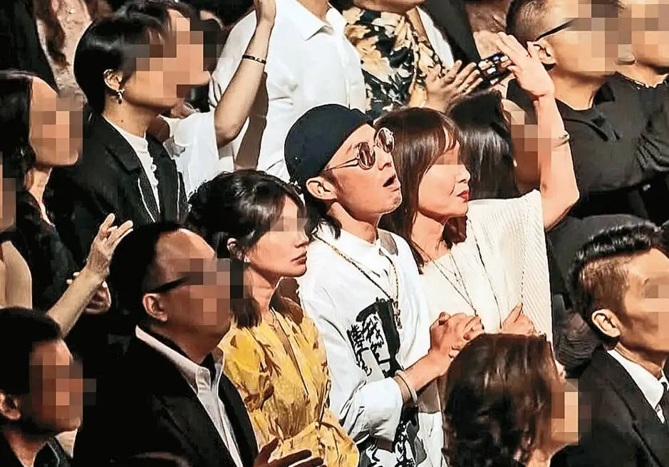 吴建豪携女伴出席好友婚礼 疑似新恋情曝光