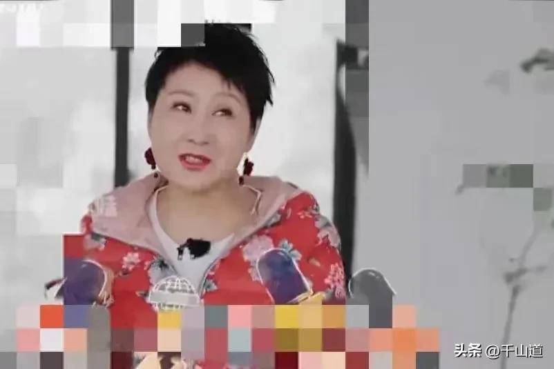 原创            女儿上综艺闹成这样，张凯丽懵了：她攒30年体面快保不住了？