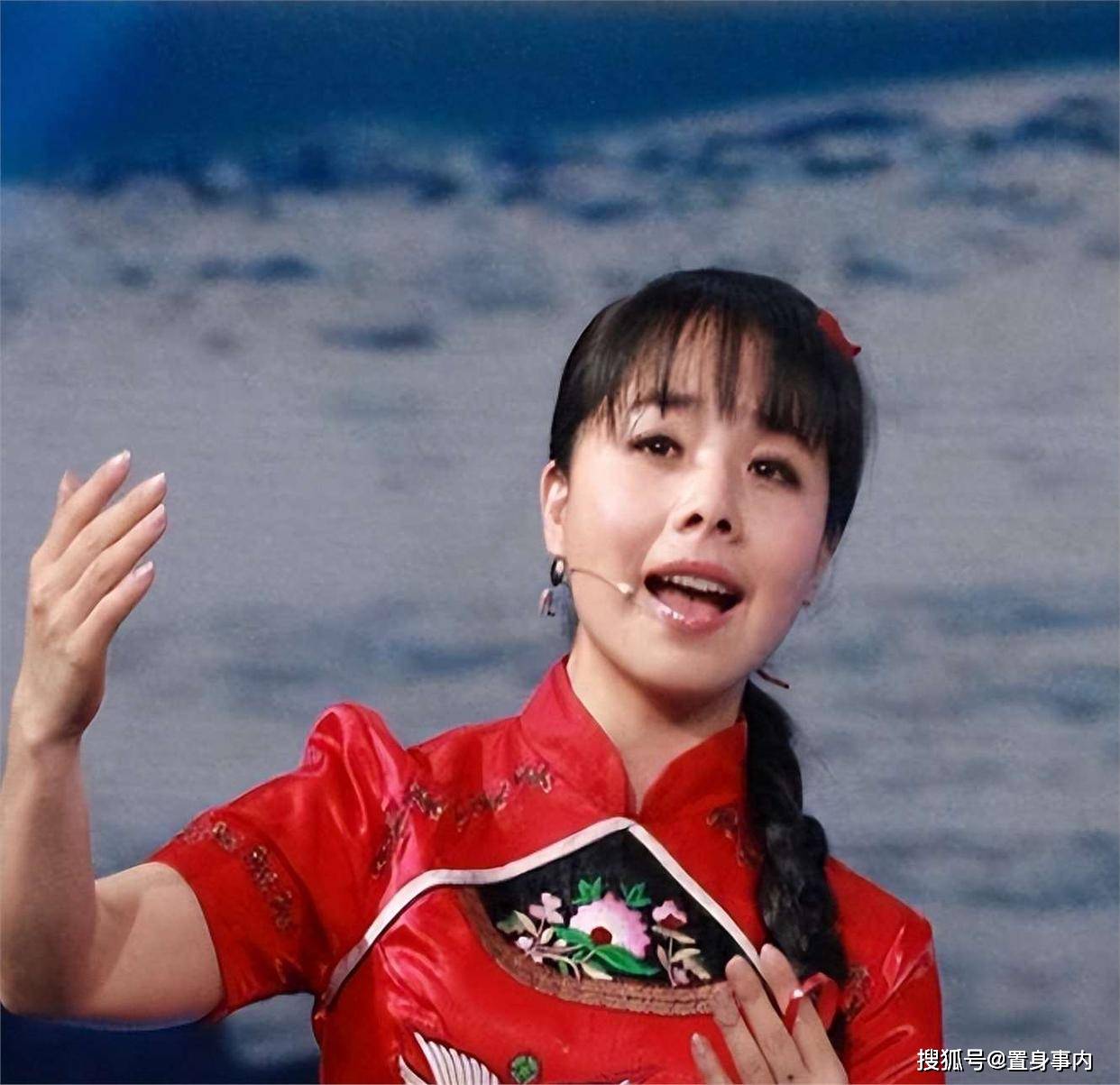 原创            王二妮：靠“星光大道”走红，放弃百万年薪嫁农村，如今咋样了？