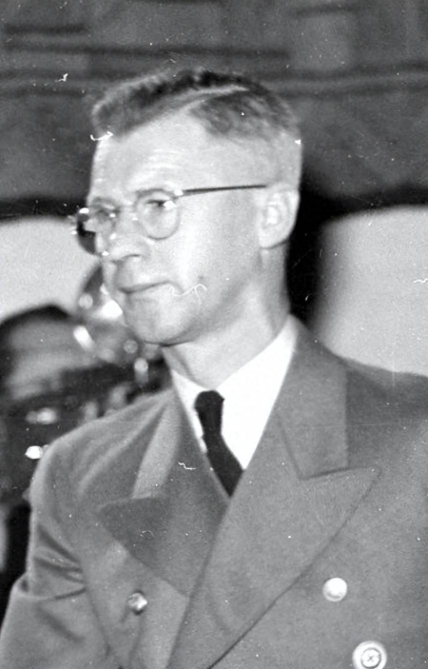 原创            特博文：挪威帝国总督，希特勒的忠犬，接受不了德国战败选择自杀