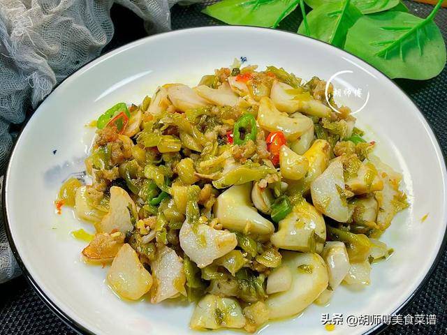 立秋后，大鱼大肉靠边站，使劲吃这“润肺高手”，养颜润燥强免疫